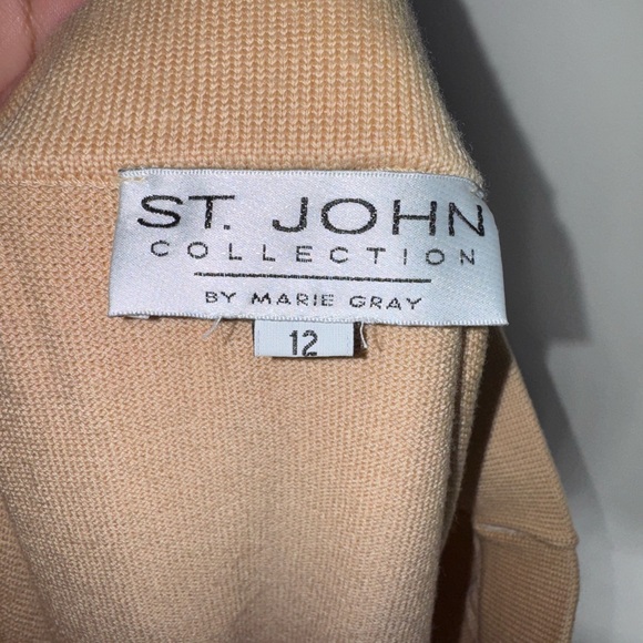 St. John Classic Tan Pencil Skirt - Picture 3 of 4